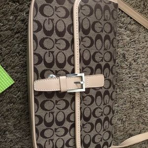 Purse  (non name brand)